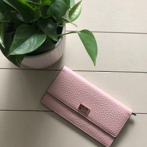 Light Pink Kate ♠️ Spade wallet. EUC.